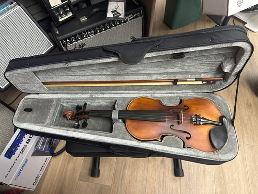 JEAN PAUL AV-12 VIOLIN 1/2 W/CASE